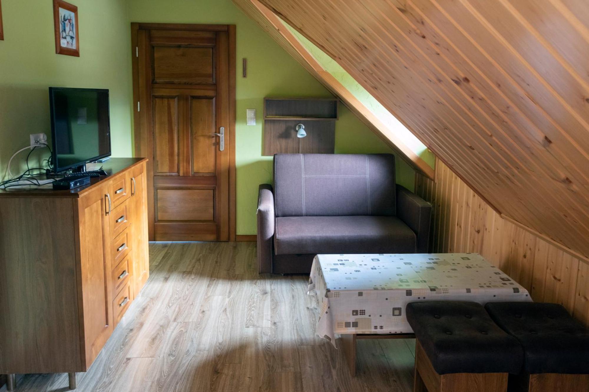 Dom Pod Lipa Villa Jaminy Eksteriør bilde